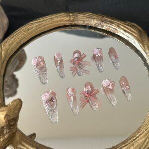 Handmade Press-on Nails/Pink Nails/Blue Nails/Long Coffin/Cracked/custom nails
